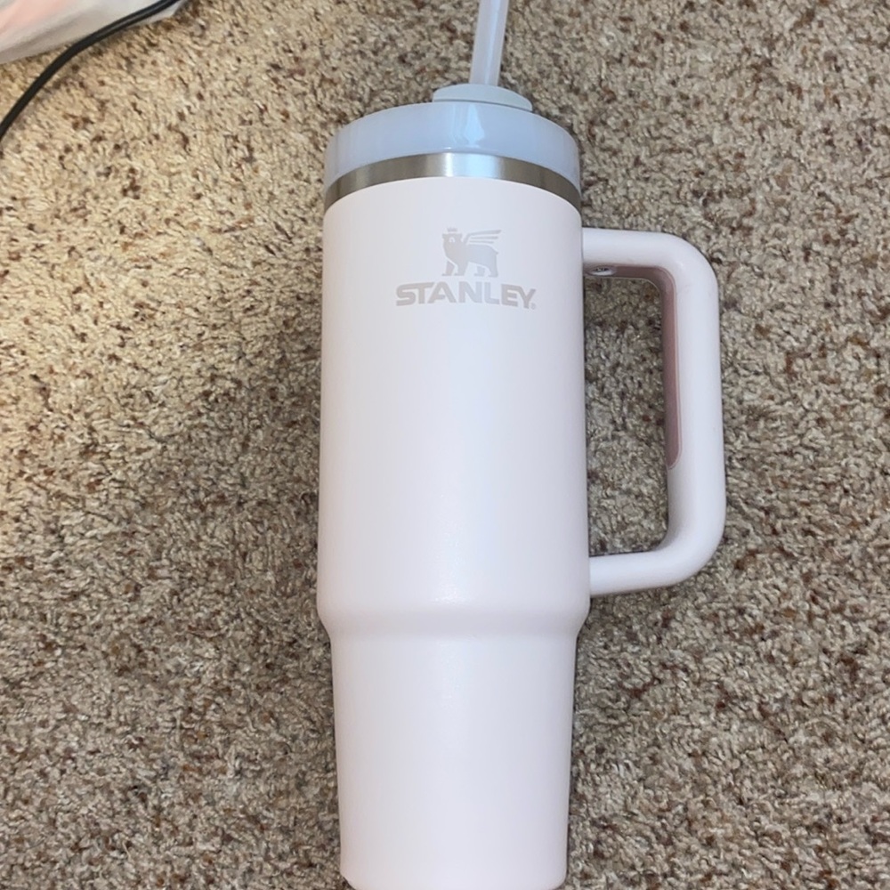 Pink Stanley cup 30oz